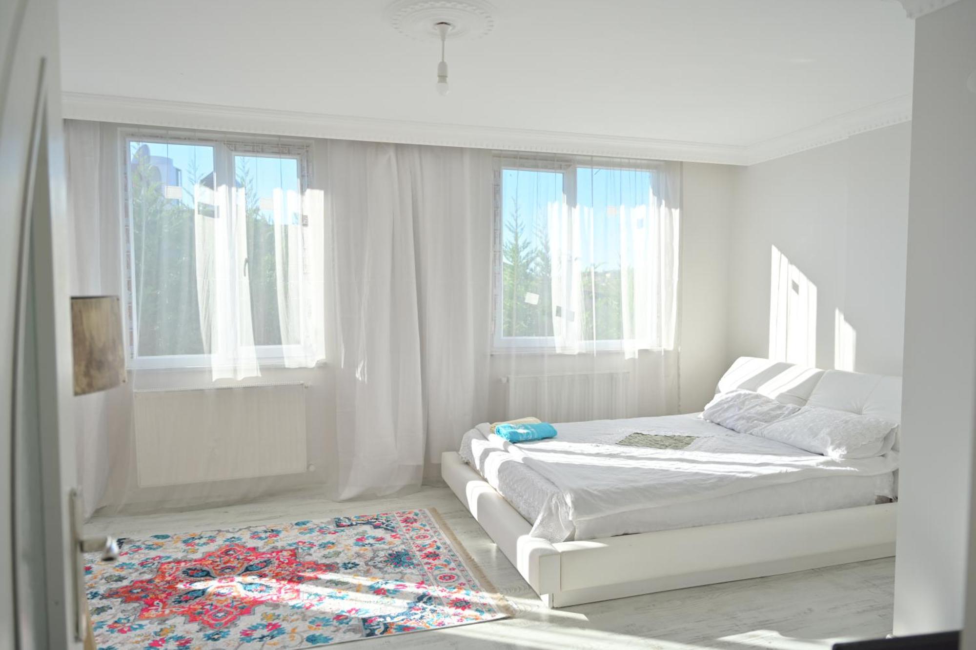 Ahmet Teacher Hotel,6 Minutes From The Airport Arnavutkoy Εξωτερικό φωτογραφία